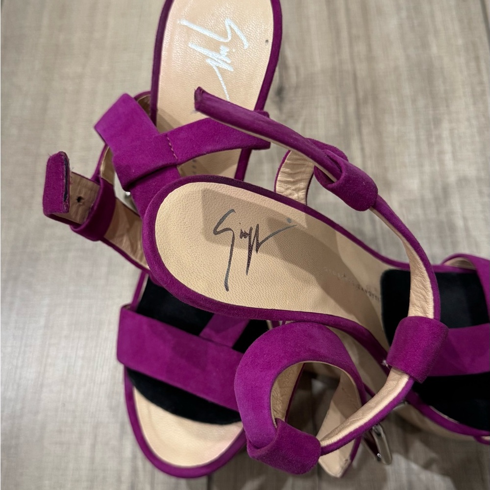 Giuseppe Zanotti Fuchsia Curve Gem Sandals - Picture 7 of 7